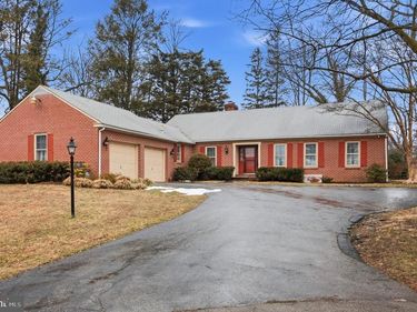 757 W ALLENS LANE, PHILADELPHIA, PA 19119