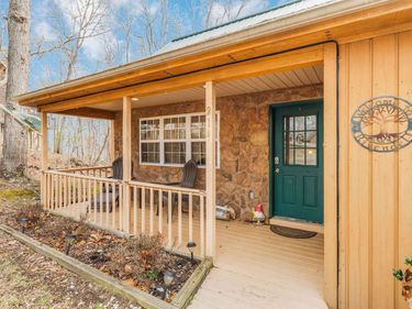 214 Enchanted Forest Way, Burnside, KY 42519