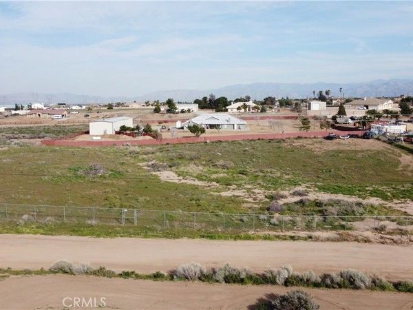 6589 Fremontia , Oak Hills, CA 92344