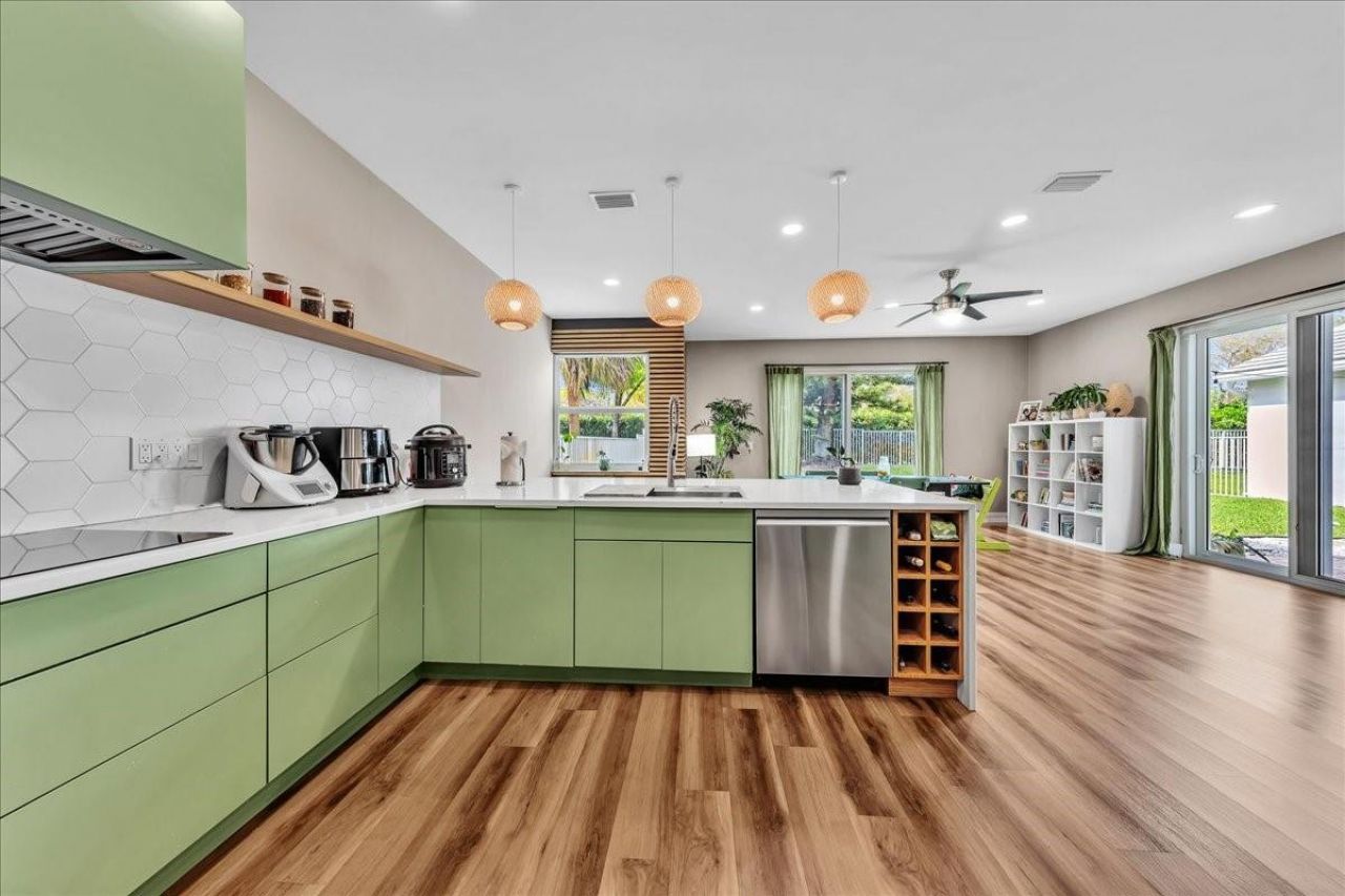 7675 NW 71st Terrace, Parkland, FL 33067 Photo