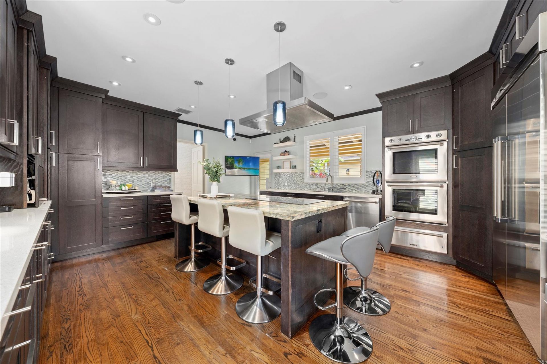 330 Royal Plaza Drive, Fort Lauderdale, FL 33301 Photo