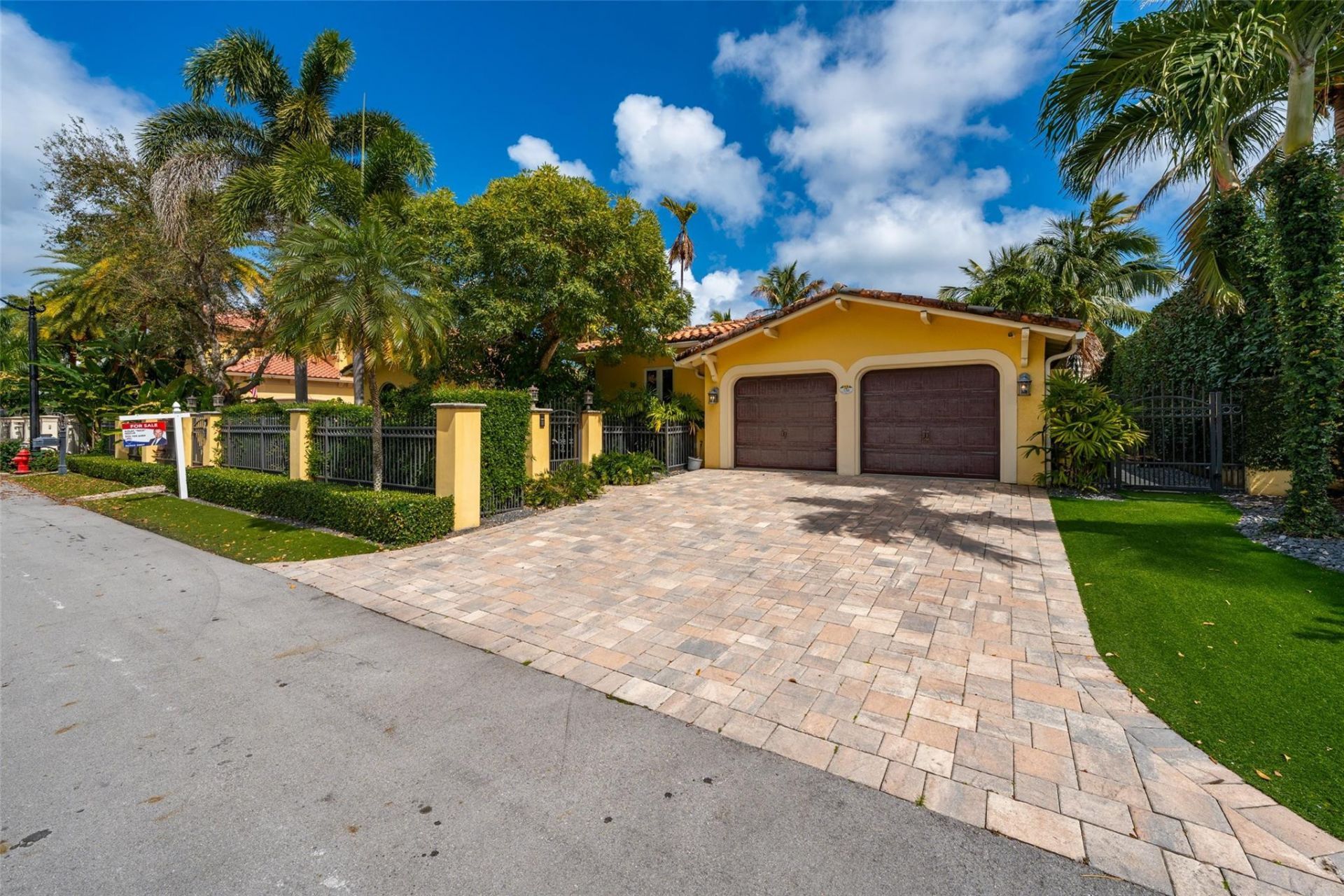 330 Royal Plaza Drive, Fort Lauderdale, FL 33301 Photo