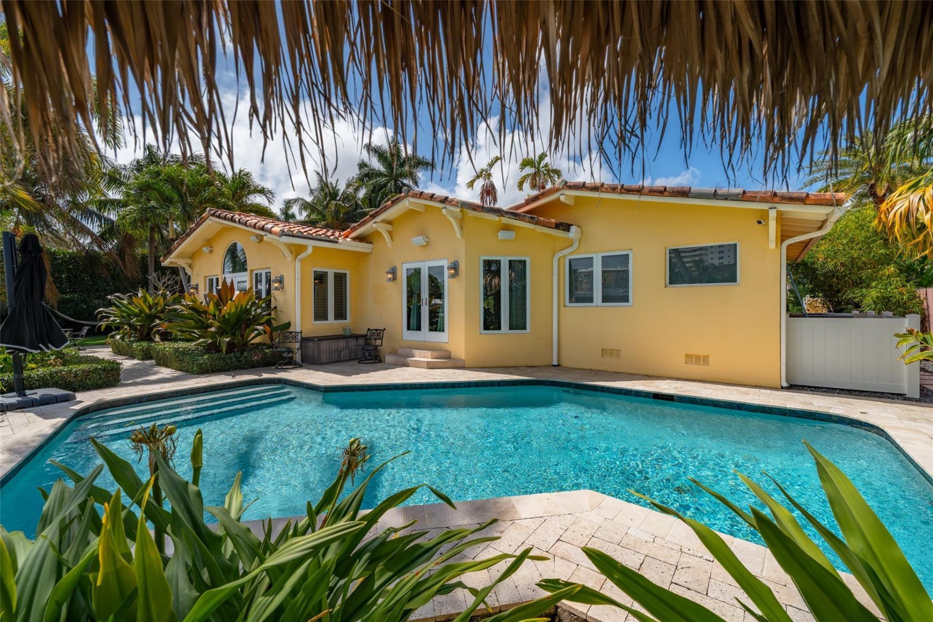 330 Royal Plaza Drive, Fort Lauderdale, FL 33301 Photo