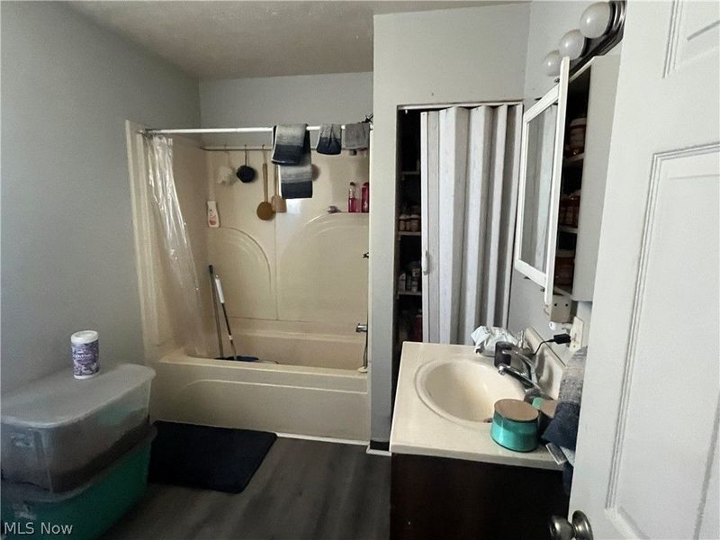 3688 W 15th Street, Cleveland, OH 44109 Photo 11