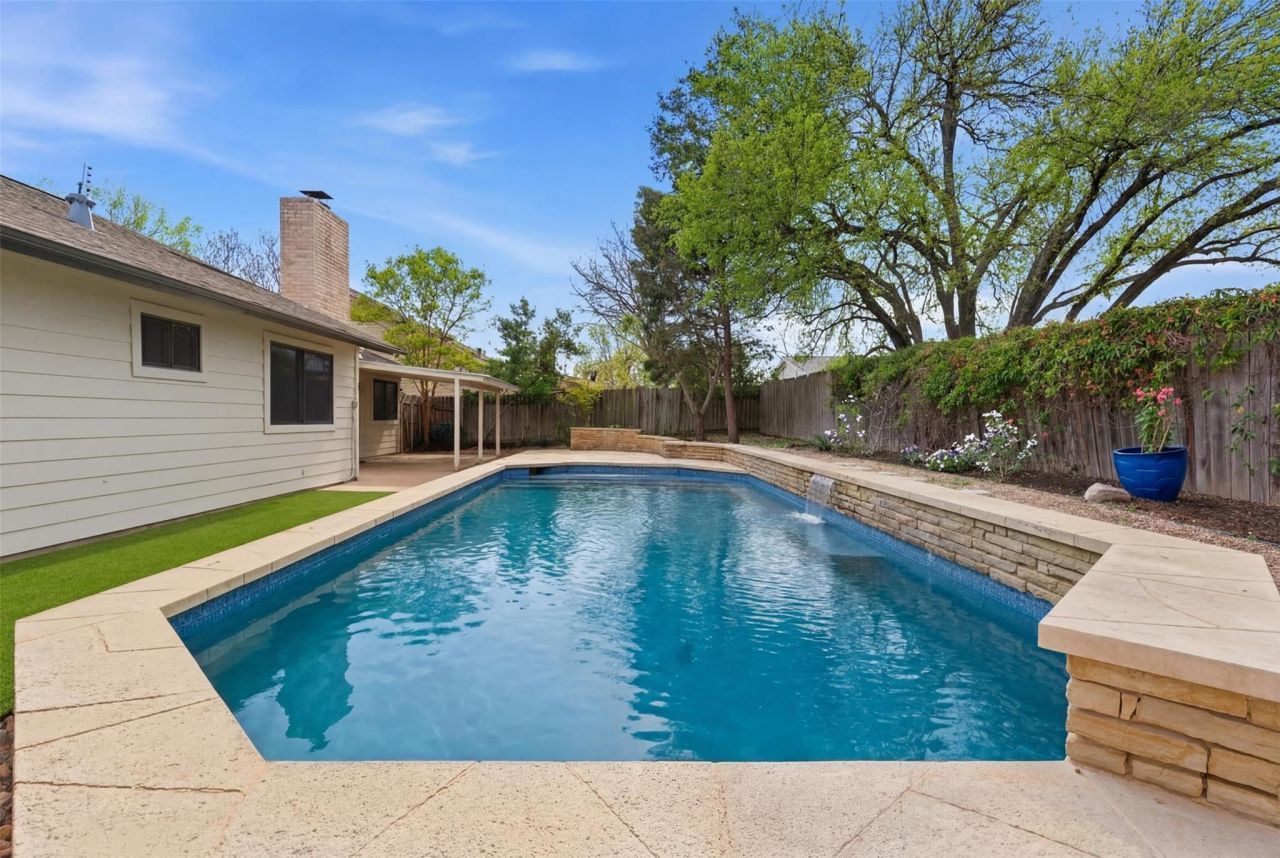 11608 Shoshone Dr, Austin, TX 78759 Main Photo