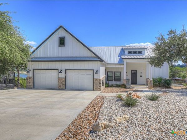 1799 Lakeside Drive , Canyon Lake, TX 78133