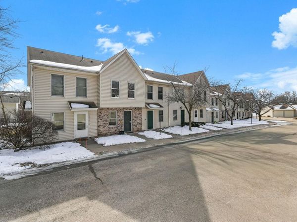 4177 CJ Circle SE, Prior Lake, MN 55372