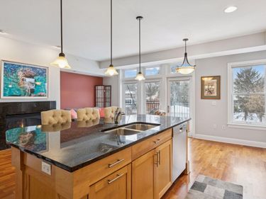 1060 Grand Avenue, Unit 204, Saint Paul, MN 55105