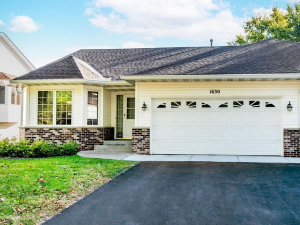 1630 Mackubin Street, Saint Paul, MN 55117