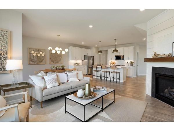 17948 Genoa Drive, Lakeville, MN 55044