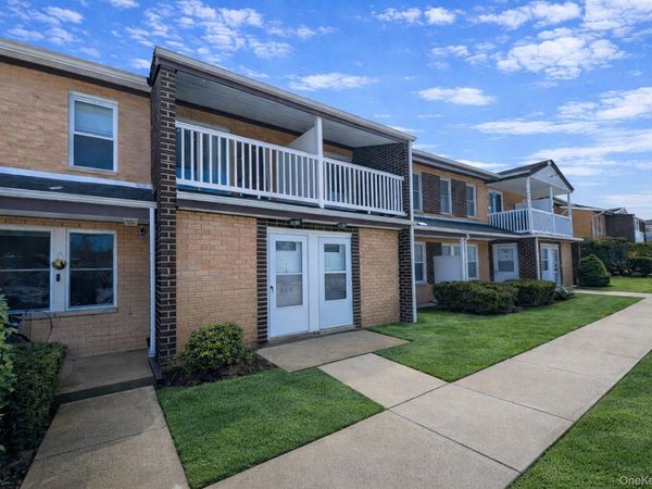 250 Artist Lake Drive , Middle Island, NY 11953