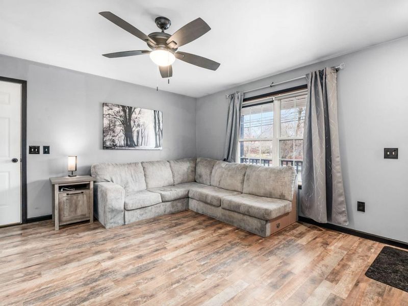 111 Jackson Street, Plain City, OH 43064 Photo 4