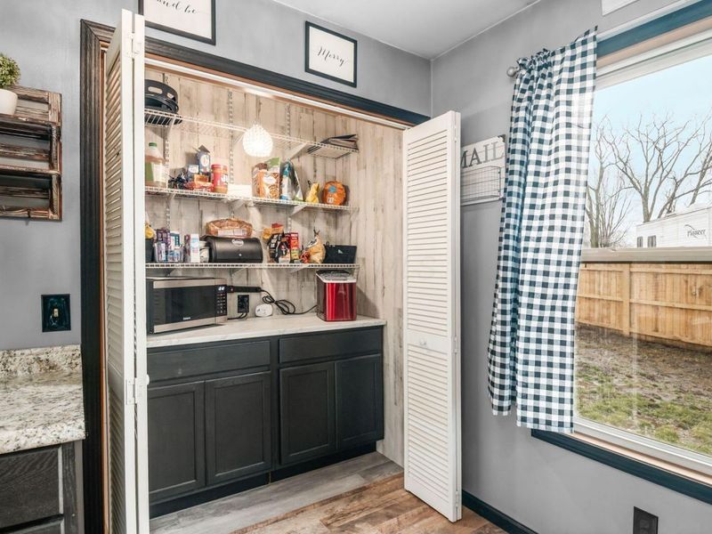 111 Jackson Street, Plain City, OH 43064 Photo 6