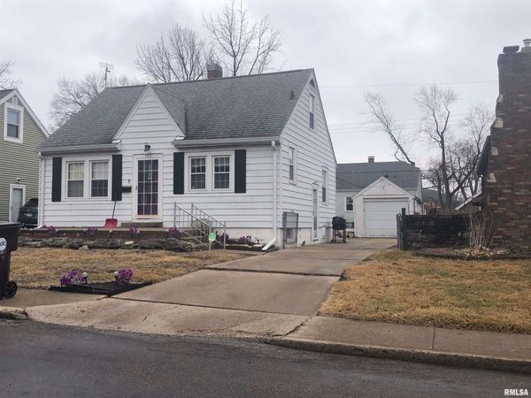 222 E ODELL Place, Peoria, IL 61603