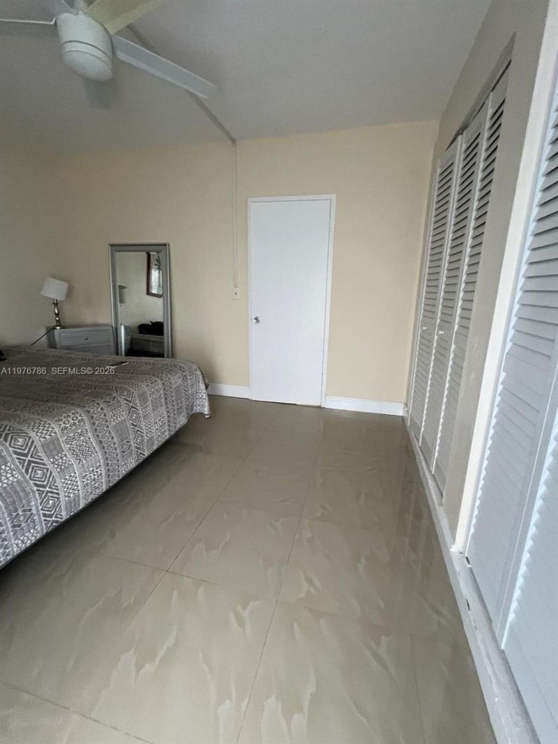 600 Layne Blvd , Unit 210, Hallandale Beach, FL 33009 Photo