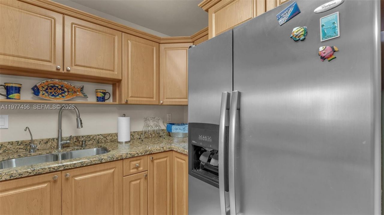 3180 S Ocean Dr , Unit 322, Hallandale Beach, FL 33009 Photo