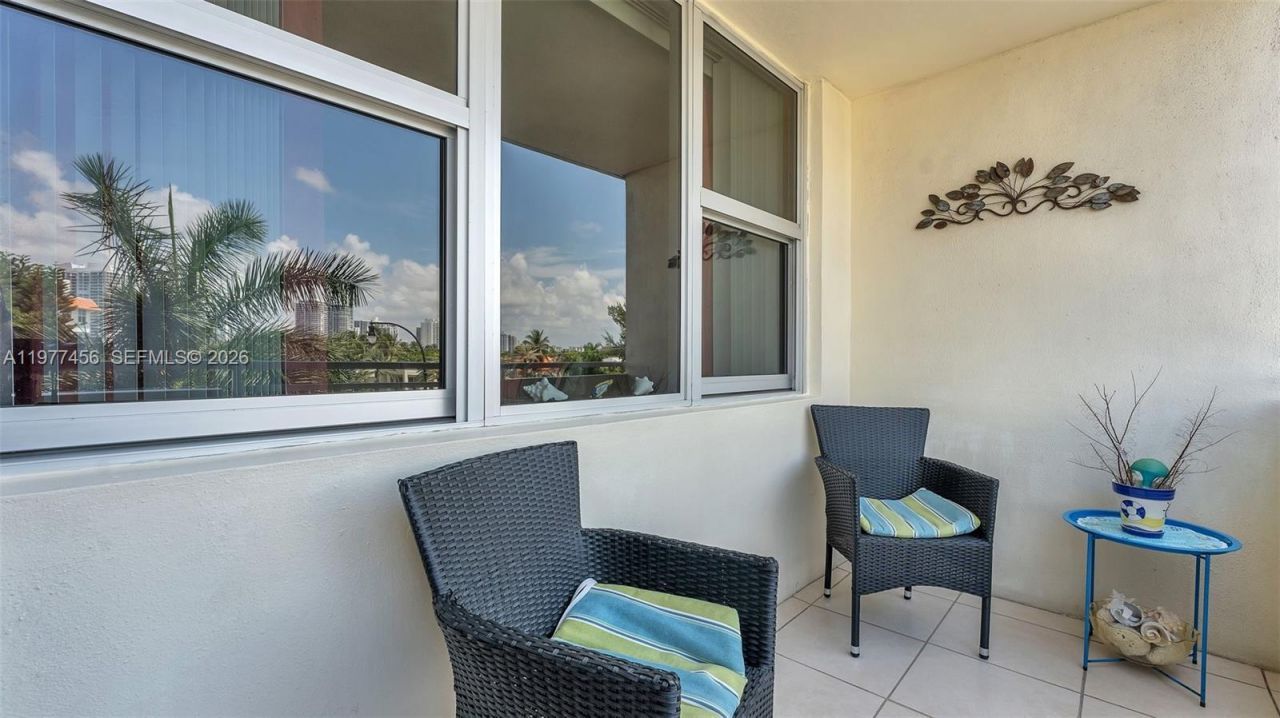 3180 S Ocean Dr , Unit 322, Hallandale Beach, FL 33009 Photo