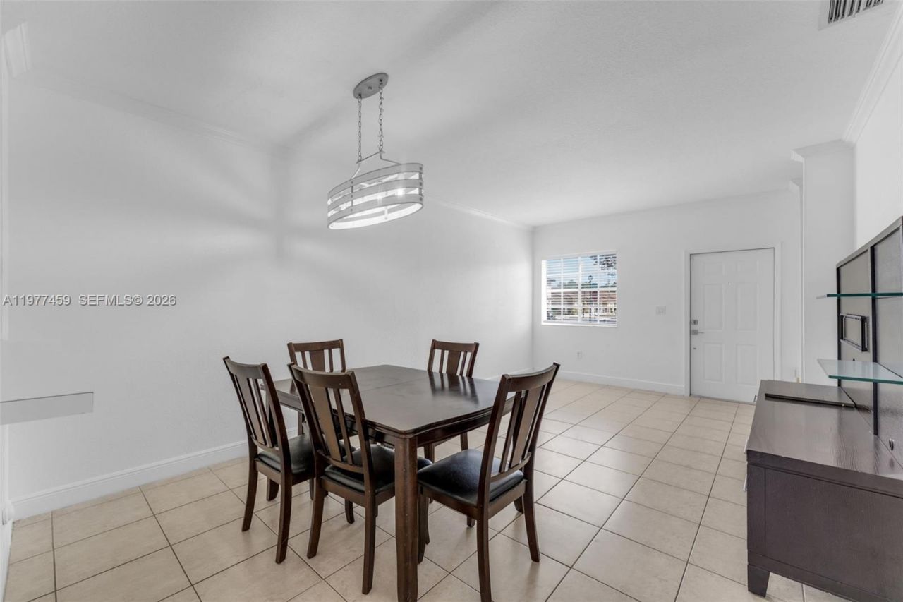 17040 SW 137th Pl , Miami, FL 33177 Photo