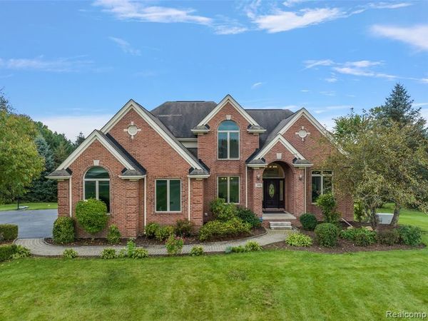 190 Sequoia Lane, Addison Twp, MI 48367