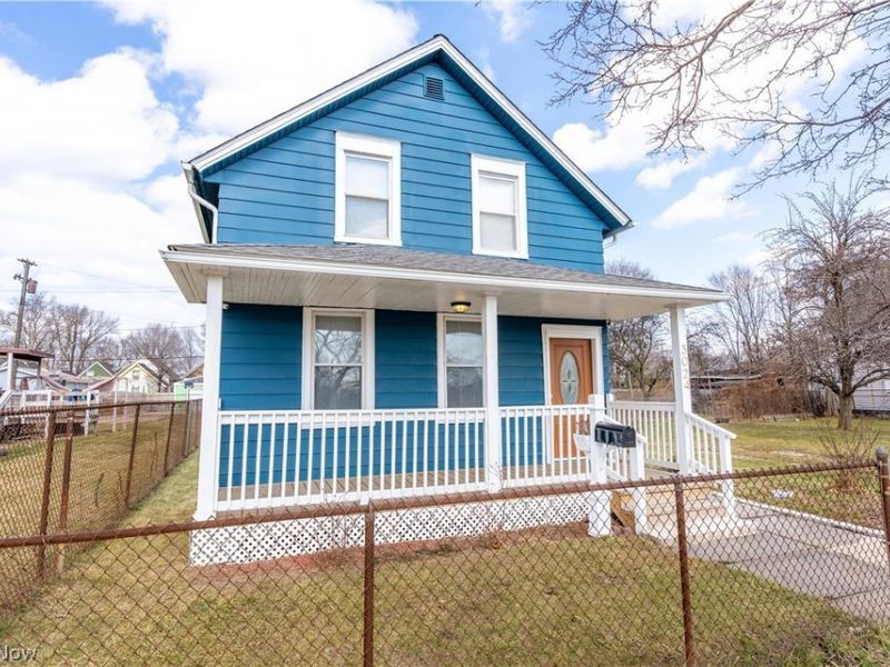 3024 Vega Avenue, Cleveland, OH 44113 Photo 1