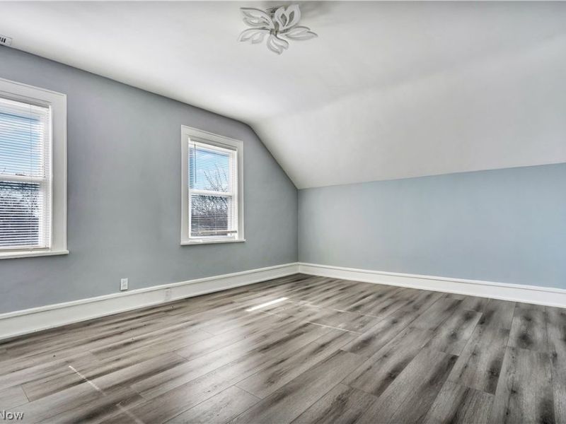 3024 Vega Avenue, Cleveland, OH 44113 Photo 29