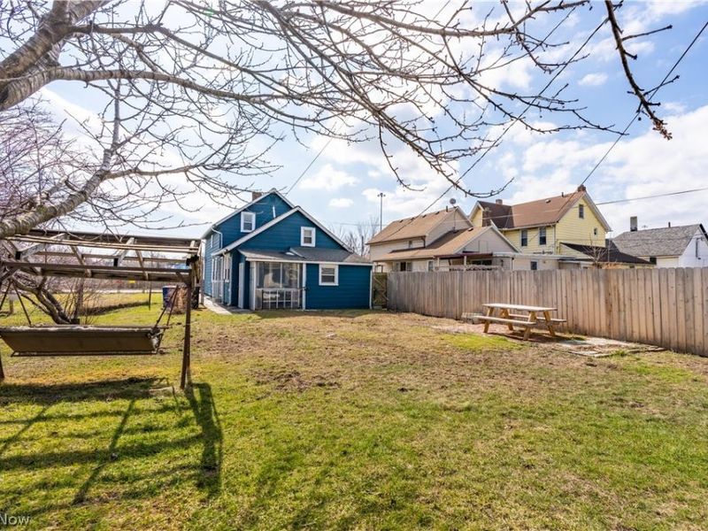 3024 Vega Avenue, Cleveland, OH 44113 Photo 40