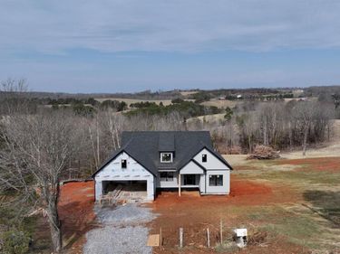 9726 LEESVILLE RD, Evington, VA 24550