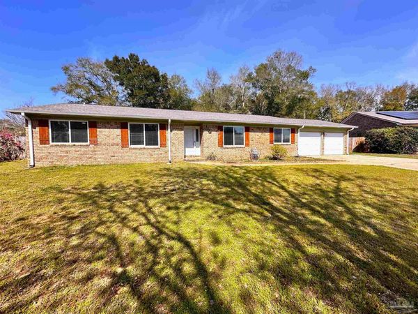 5932 Schofield Dr, Pensacola, FL 32506