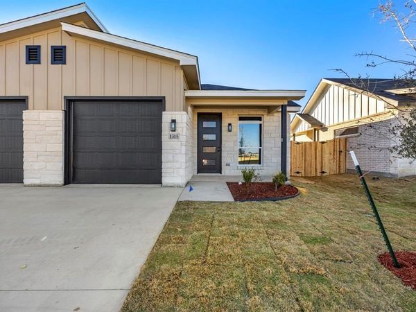 1315 Lone Pine Way , Killeen, TX 76543