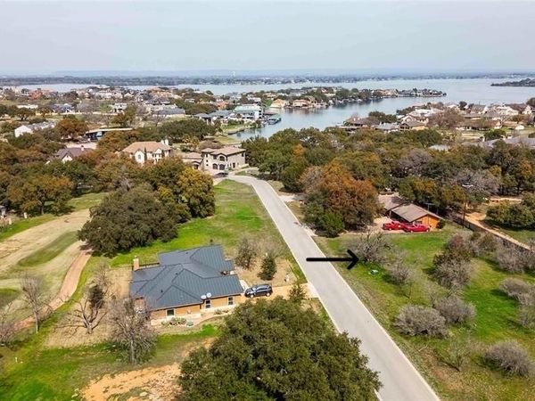 825 Sun Ray, Horseshoe Bay, TX 78657