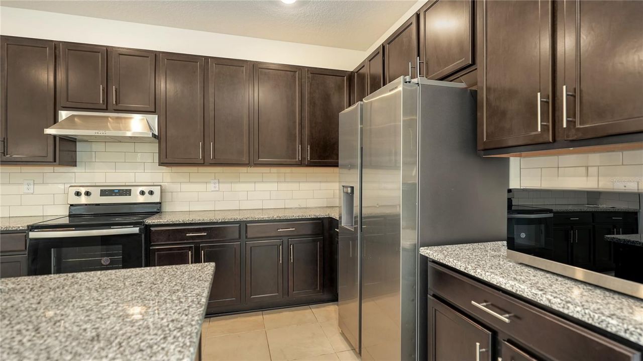 7422 35th Lane E, Sarasota, FL 34243 Photo