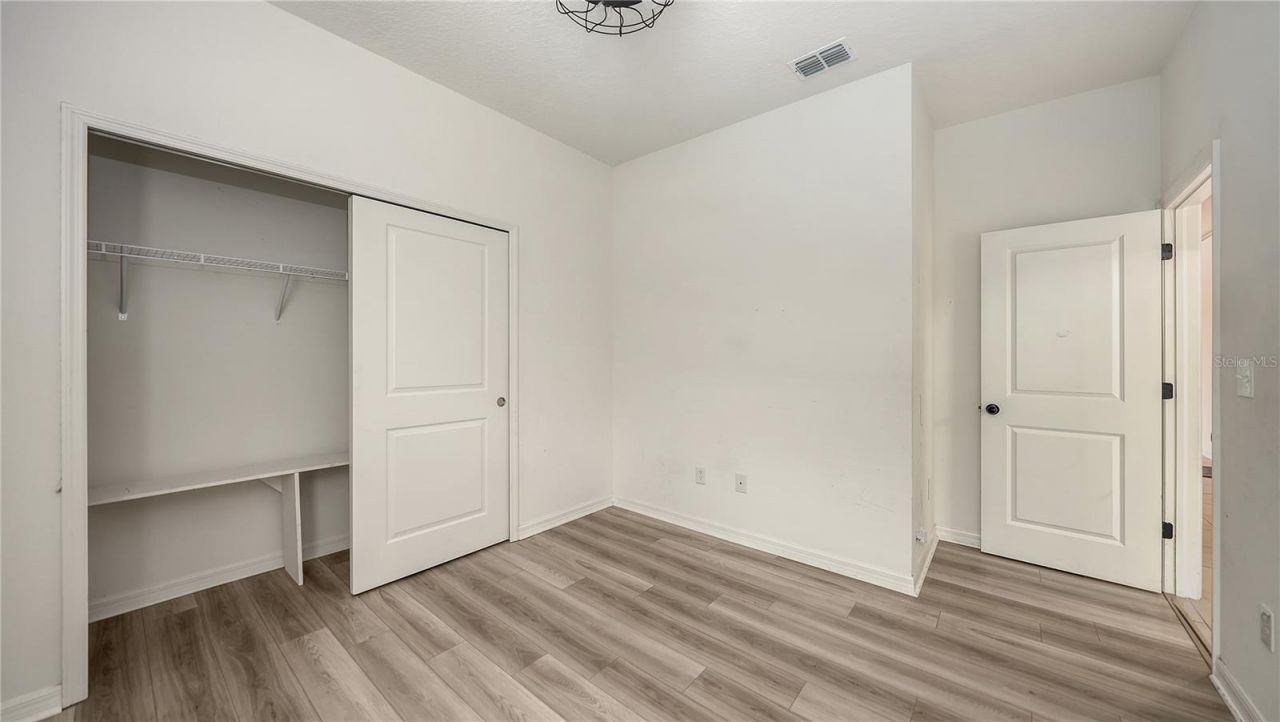 7422 35th Lane E, Sarasota, FL 34243 Photo