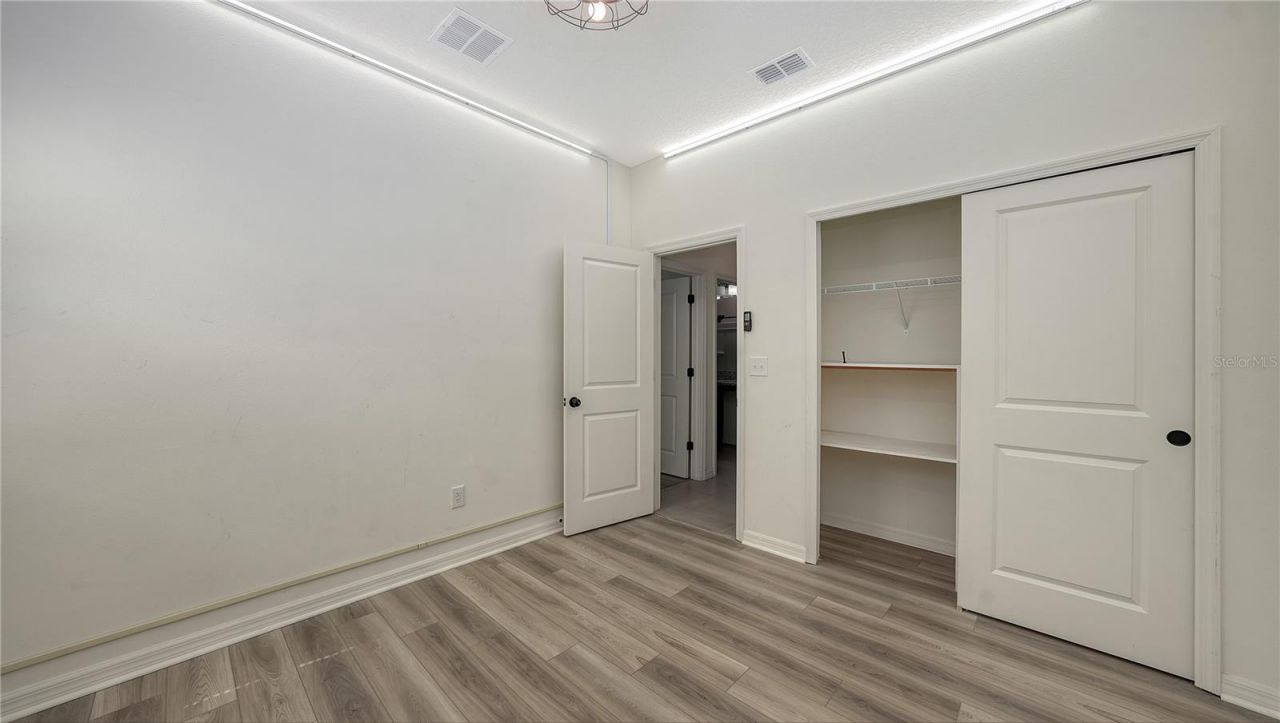 7422 35th Lane E, Sarasota, FL 34243 Photo