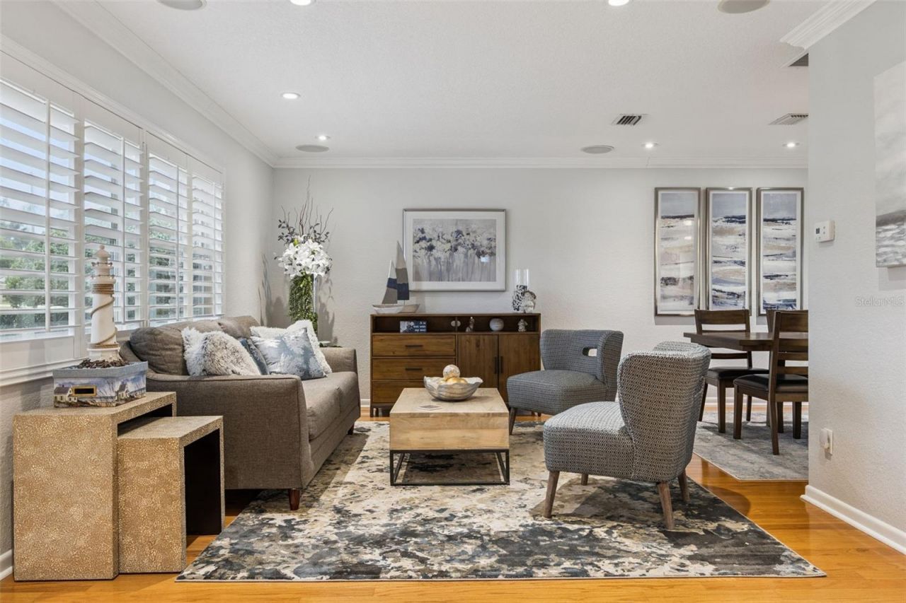 6007 Linneal Beach Drive, Apopka, FL 32703 Photo