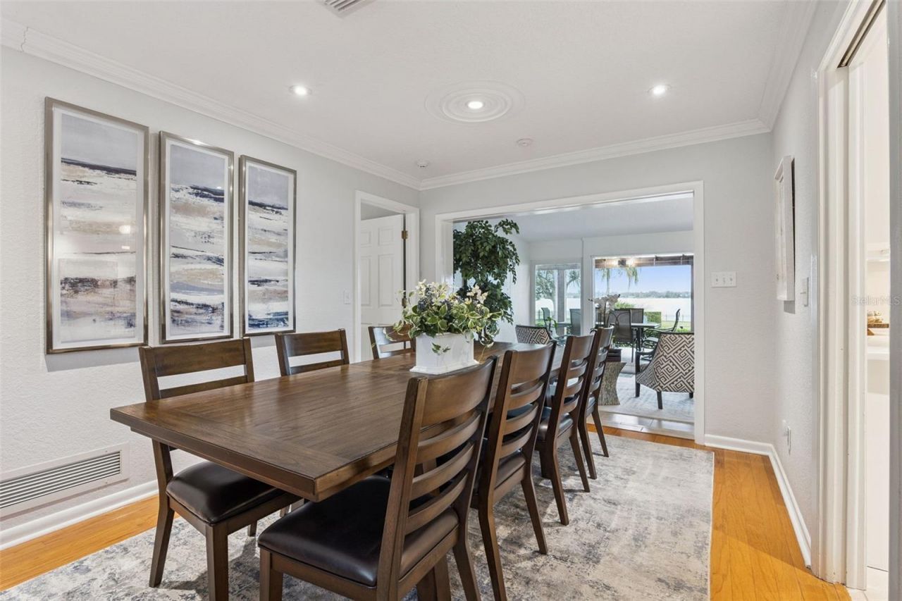 6007 Linneal Beach Drive, Apopka, FL 32703 Photo