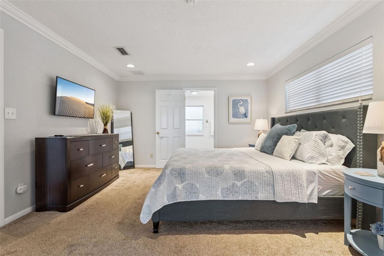 6007 Linneal Beach Drive, Apopka, FL 32703 Photo