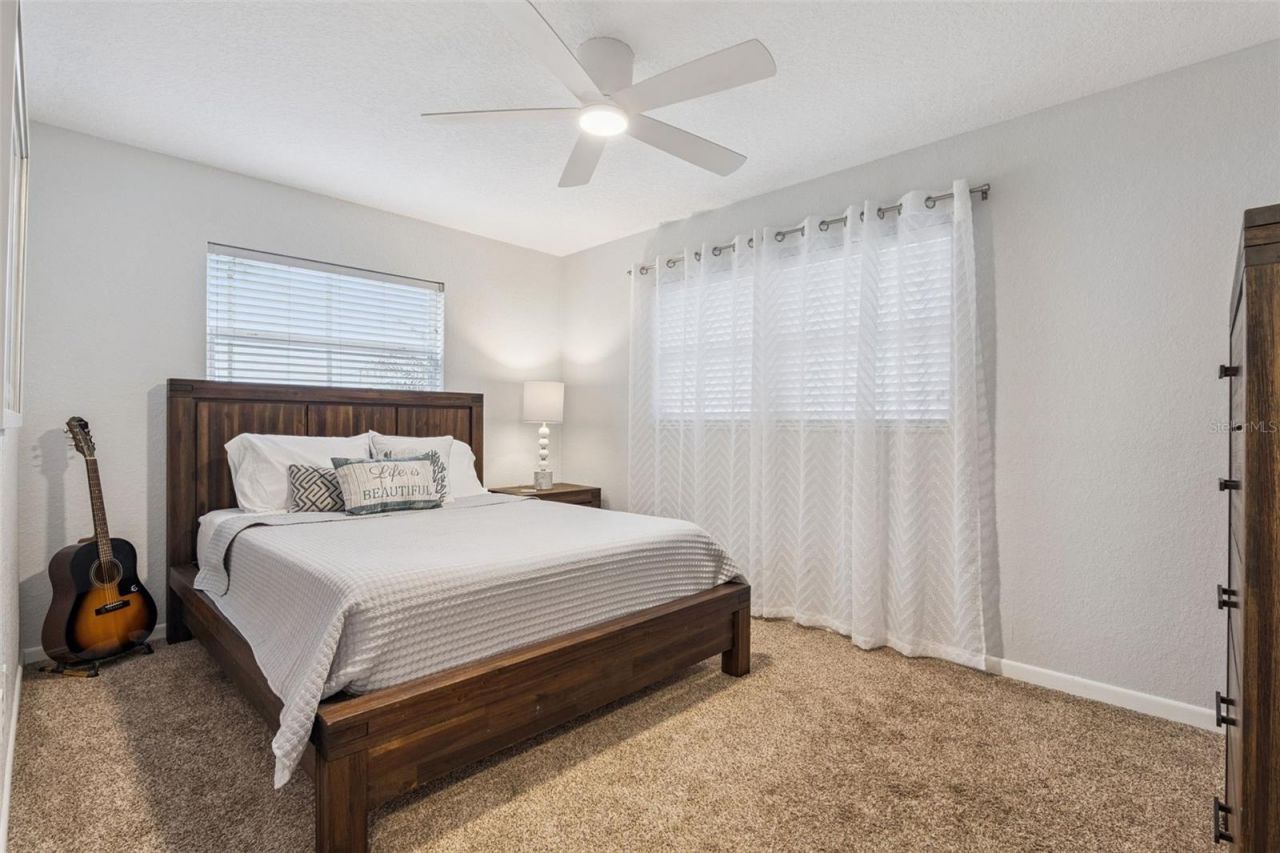 6007 Linneal Beach Drive, Apopka, FL 32703 Photo