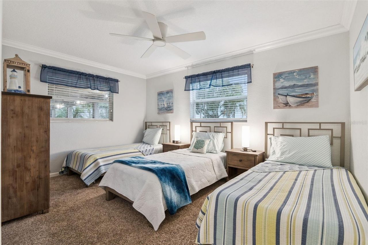 6007 Linneal Beach Drive, Apopka, FL 32703 Photo