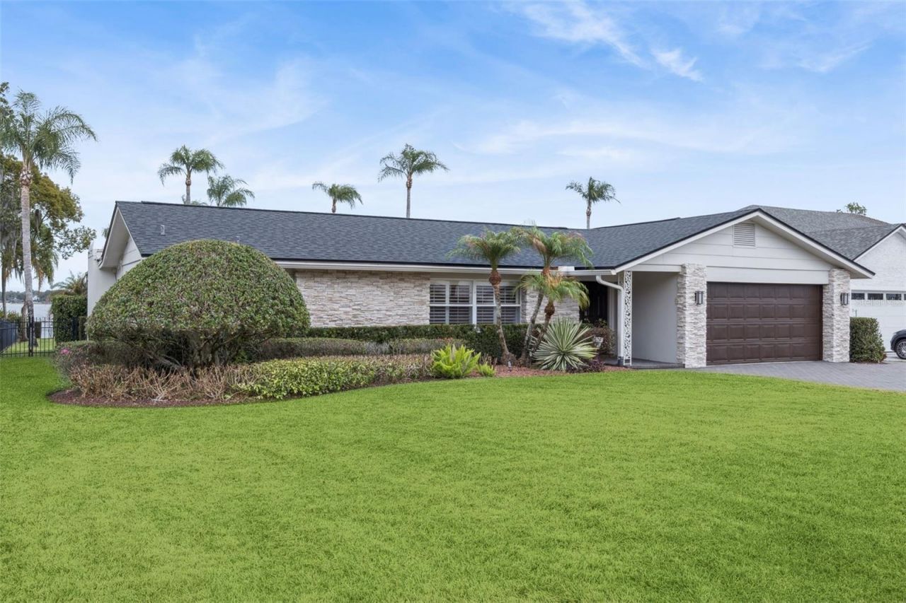 6007 Linneal Beach Drive, Apopka, FL 32703 Photo