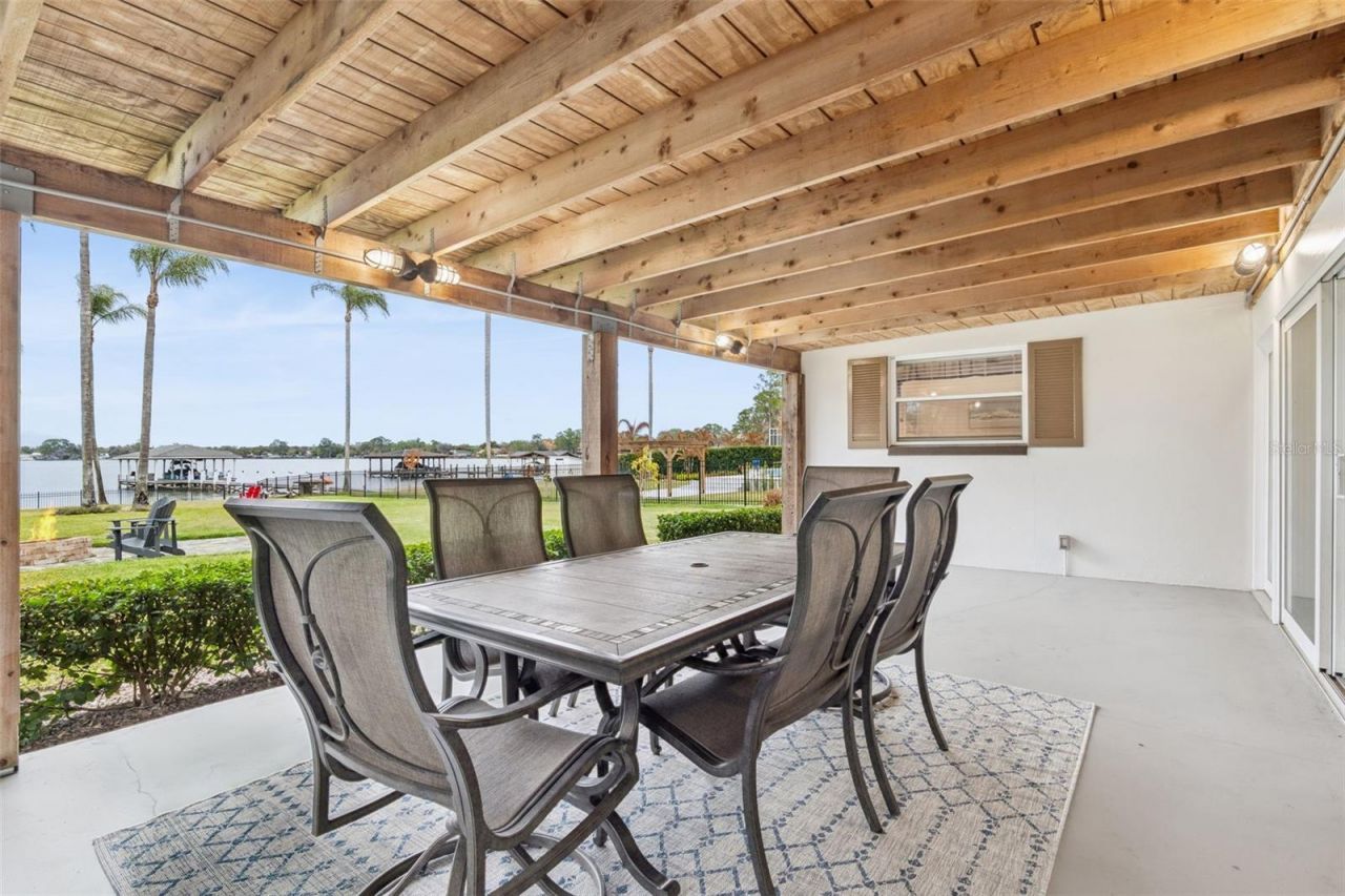 6007 Linneal Beach Drive, Apopka, FL 32703 Photo