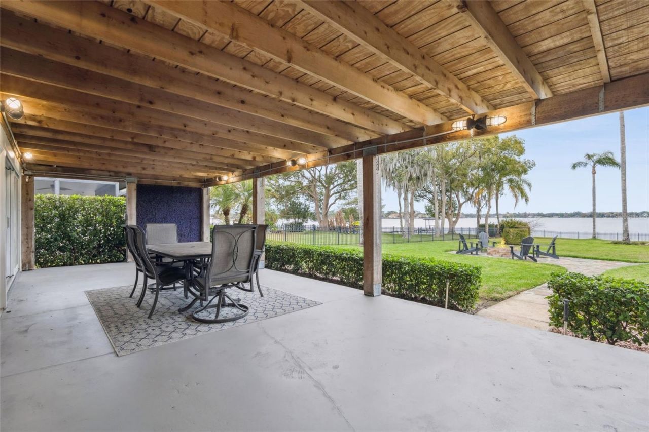 6007 Linneal Beach Drive, Apopka, FL 32703 Photo