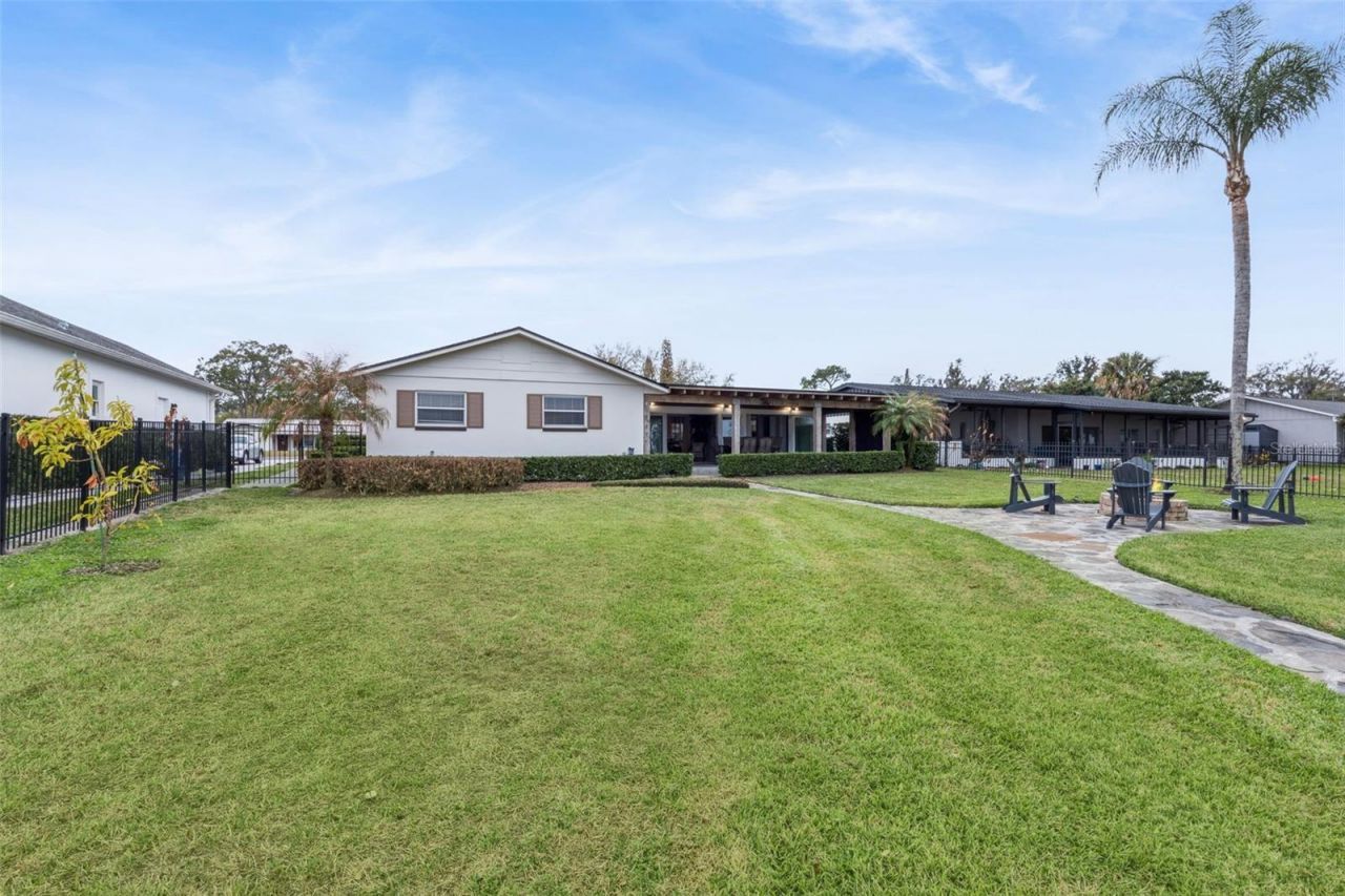 6007 Linneal Beach Drive, Apopka, FL 32703 Photo