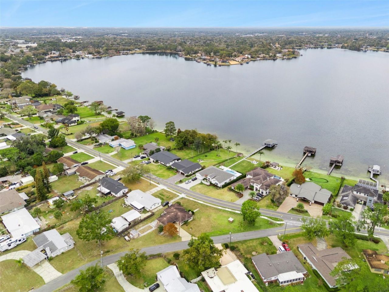 6007 Linneal Beach Drive, Apopka, FL 32703 Photo