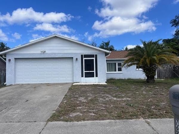7607 BRAMBLEWOOD DRIVE , PORT RICHEY, FL 34668