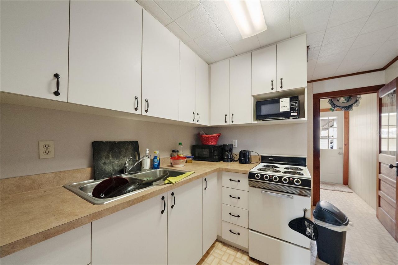 3345 Bahia Vista Street, Sarasota, FL 34239 Photo