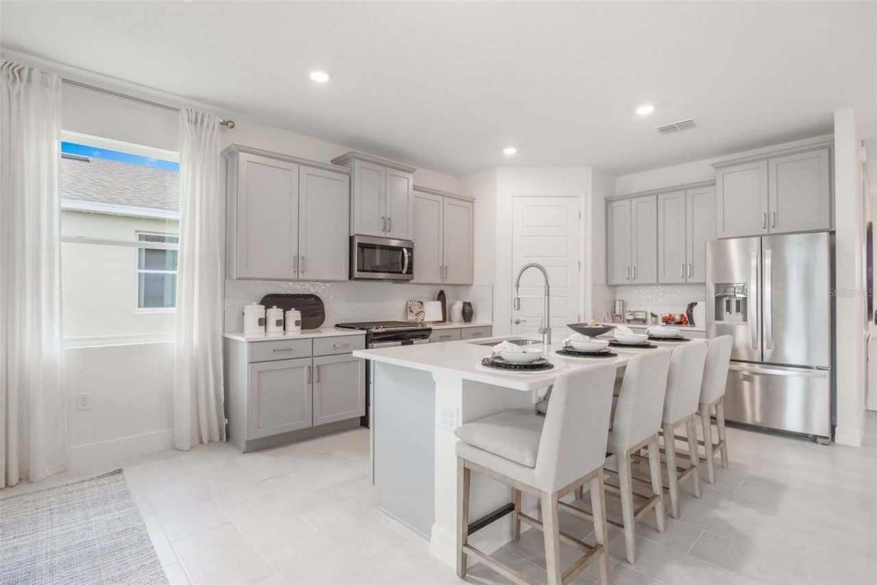 3942 Kennebunk Loop, Mount Dora, FL 32757 Photo