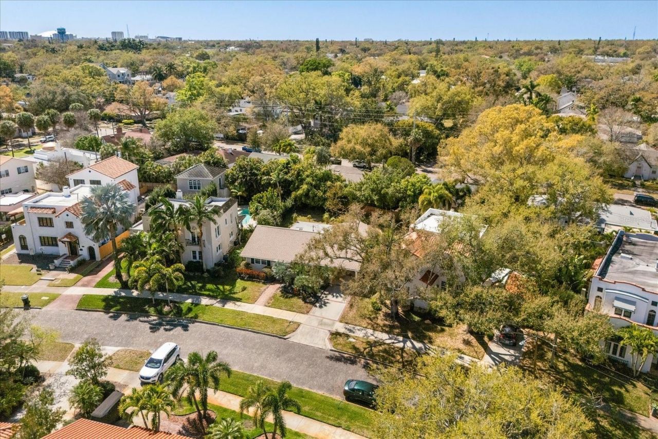 2400 Andalusia Way Ne, Saint Petersburg, FL 33704 Photo