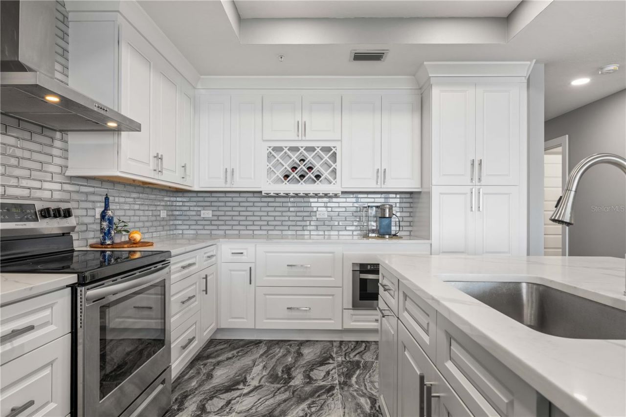 1425 Park Beach Circle , Unit 132, Punta Gorda, FL 33950 Photo