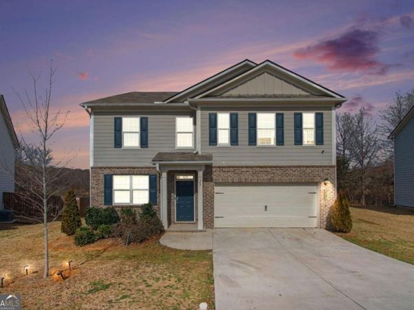 367 Hughes Ln, Pendergrass, GA 30567
