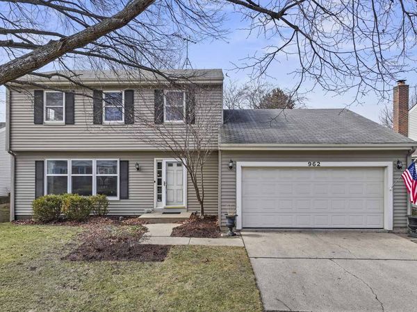 962 Thompson Boulevard , Buffalo Grove, IL 60089